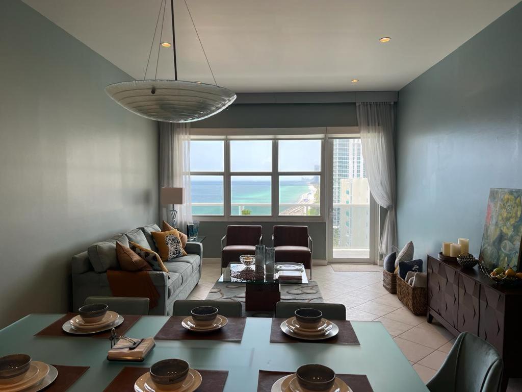 Atlantic Penthouse: Beachfront Luxury with Ocean Views Hollywood Exterior photo