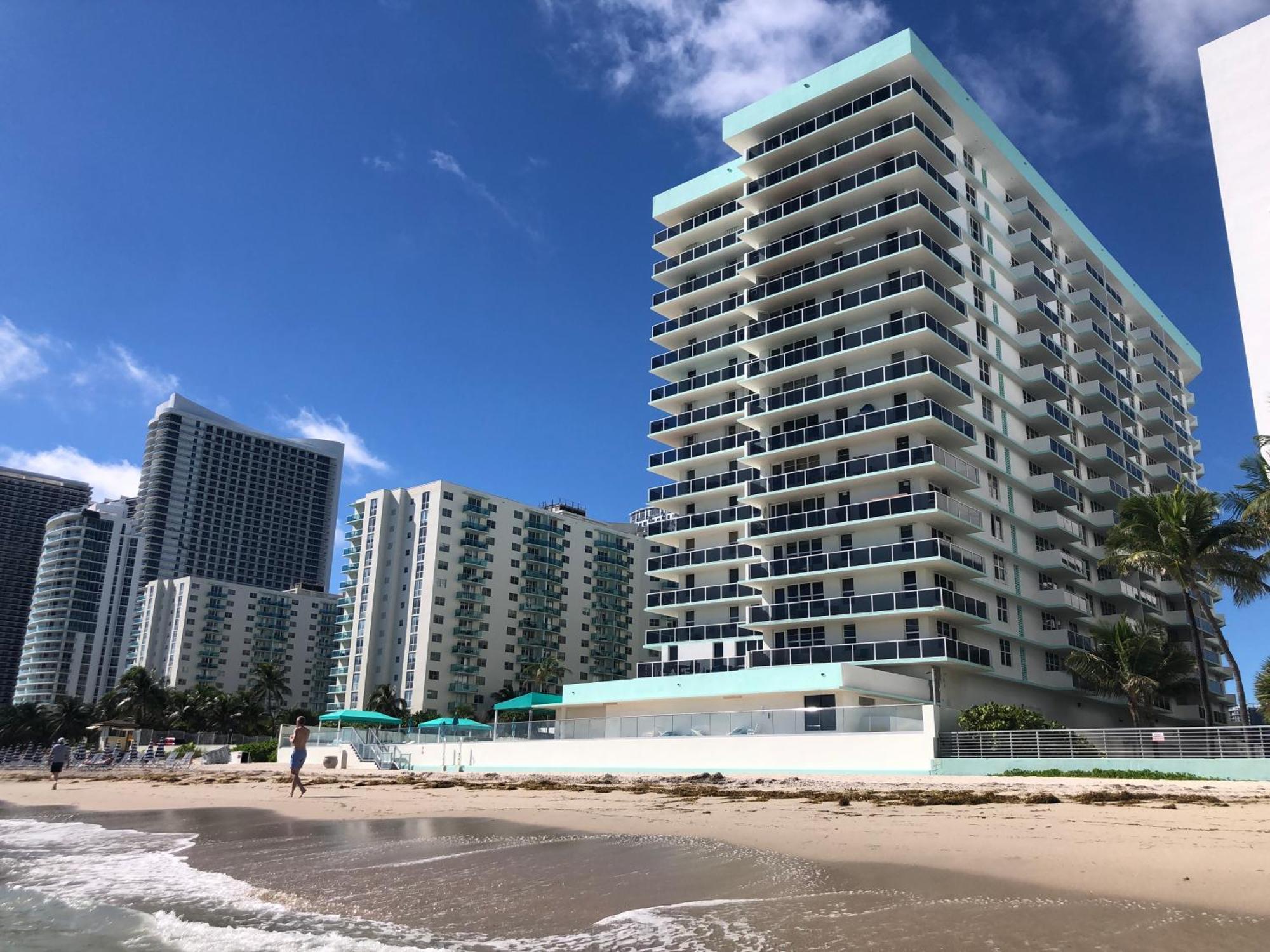Atlantic Penthouse: Beachfront Luxury with Ocean Views Hollywood Exterior photo